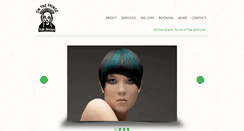 Desktop Screenshot of onthefringehairdesign.com